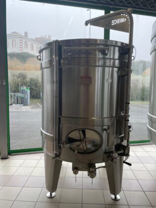 Cuve cylindrique fond plat plafond mobile 22hl &#8211; BSA SCHEIBER