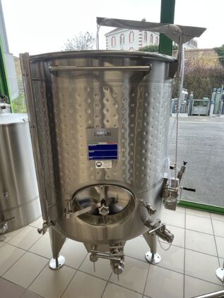 Cuve inox cylindrique chapeau flottant 10 HL inox 316